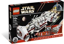 LEGO-Star-Wars-10198-UCS-Tantive-IV-collector-series